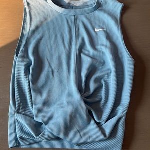 Nike workout tank top